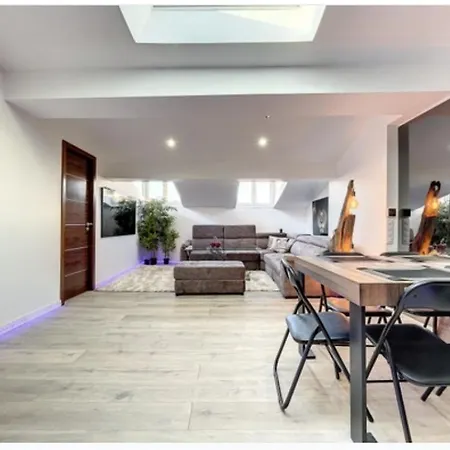 Apartment Palais Des Festivals Cannes