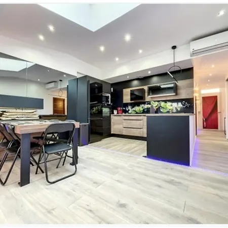 Palais Des Festivals Apartment